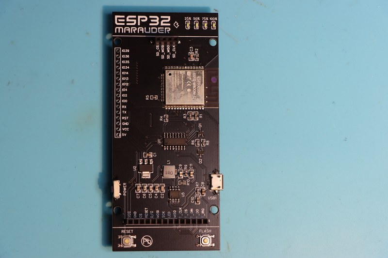 Flipper Marauder WiFi Devboard (ESP32+nRF24+CC1101)